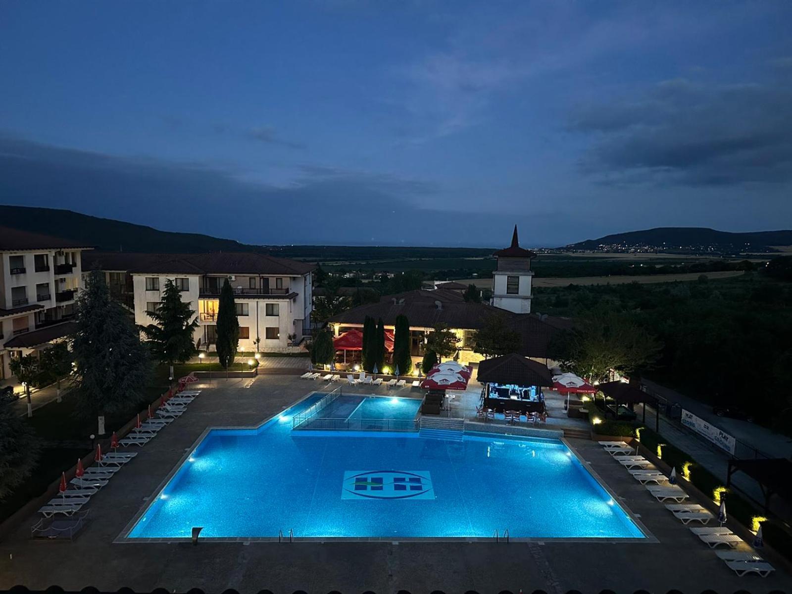 Harmony Hills Petkovi Studio Apartment Rogachevo Luaran gambar