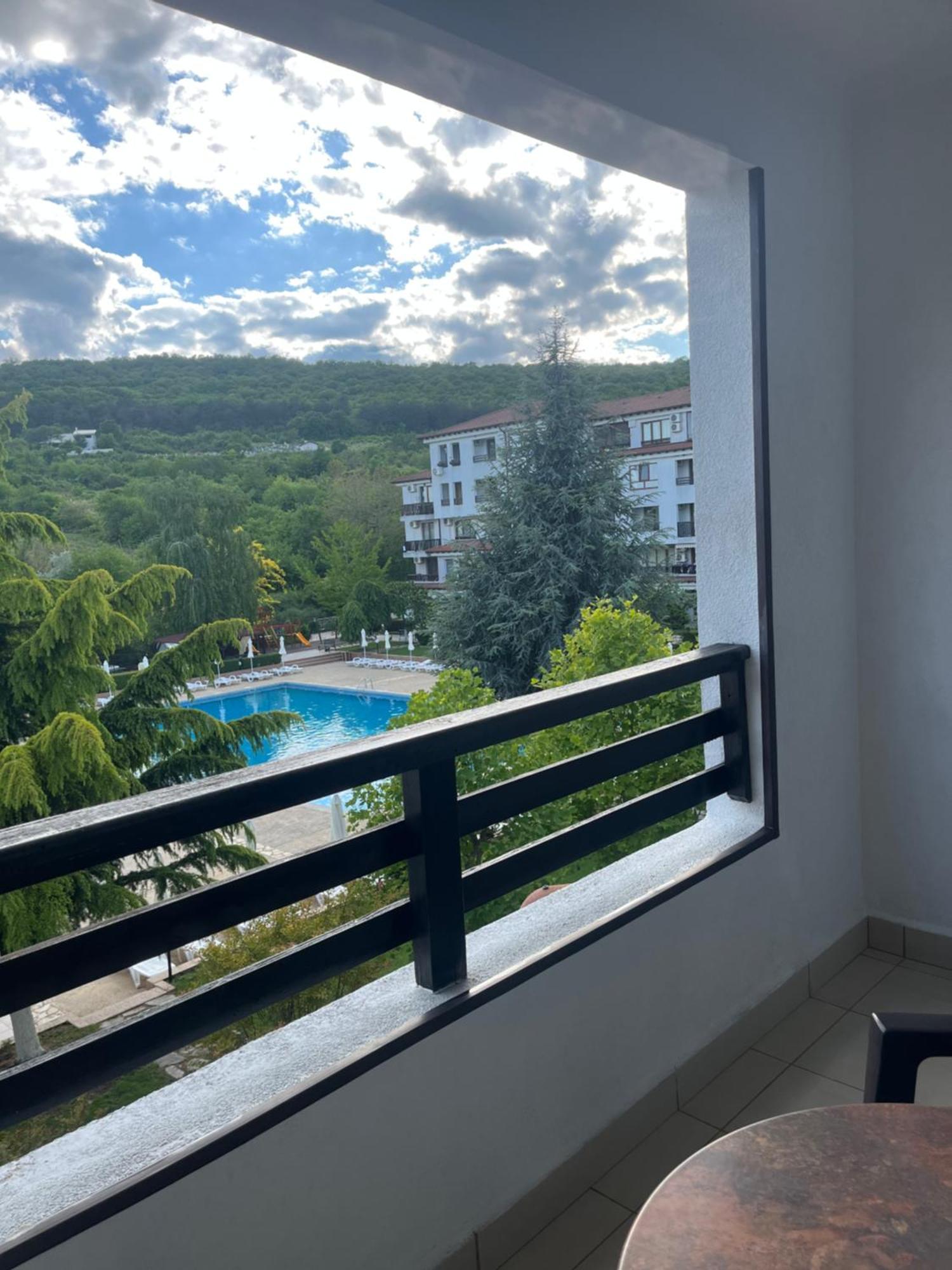Harmony Hills Petkovi Studio Apartment Rogachevo Luaran gambar